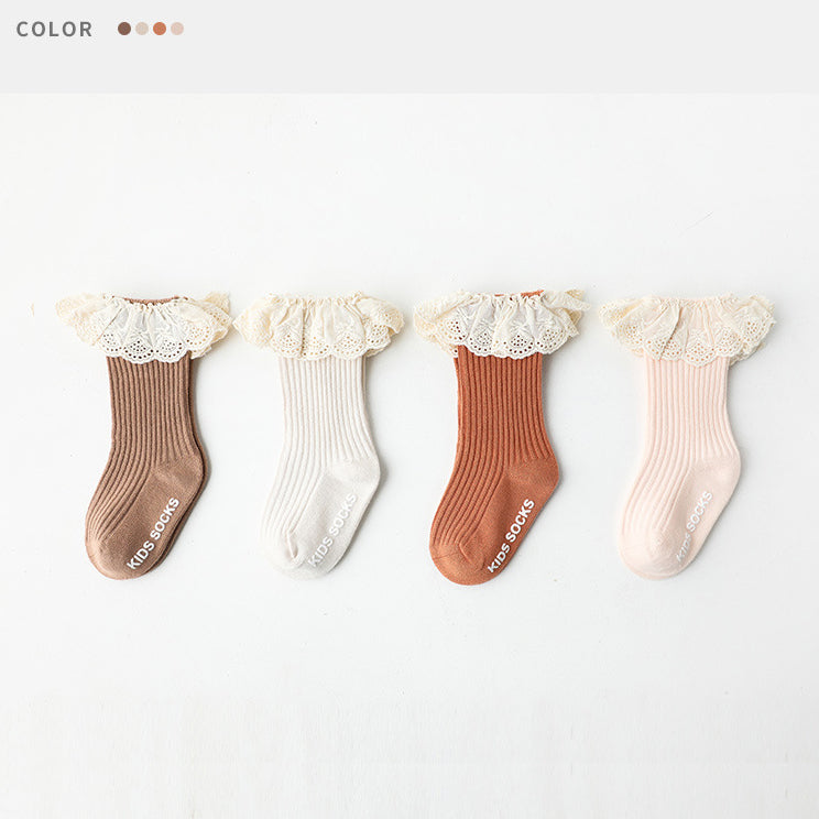 Calzini con volant in pizzo