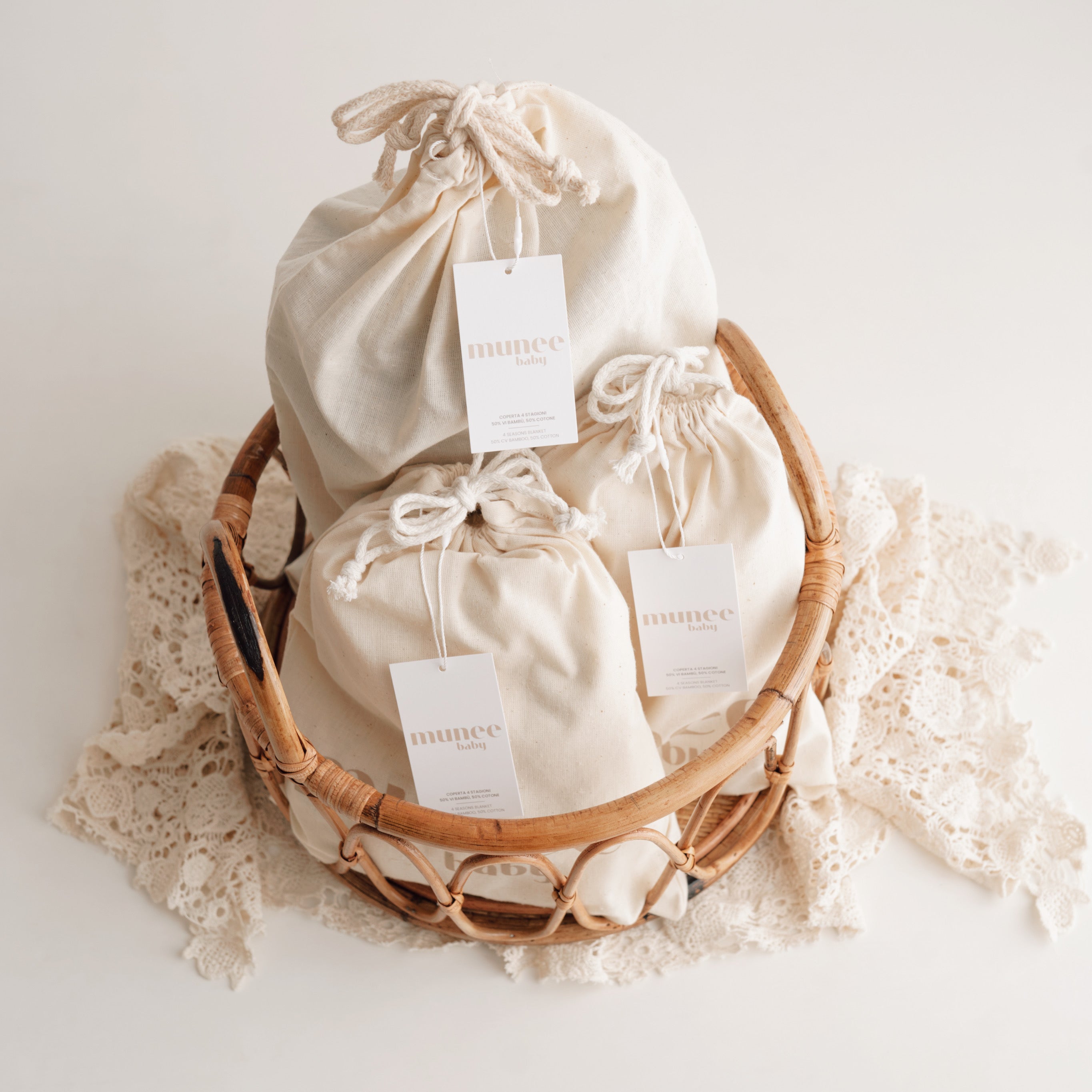 Luxury Bamboo™ | Coperta termoregolante traforata in bambù – Trama Foglie 80x100 cm