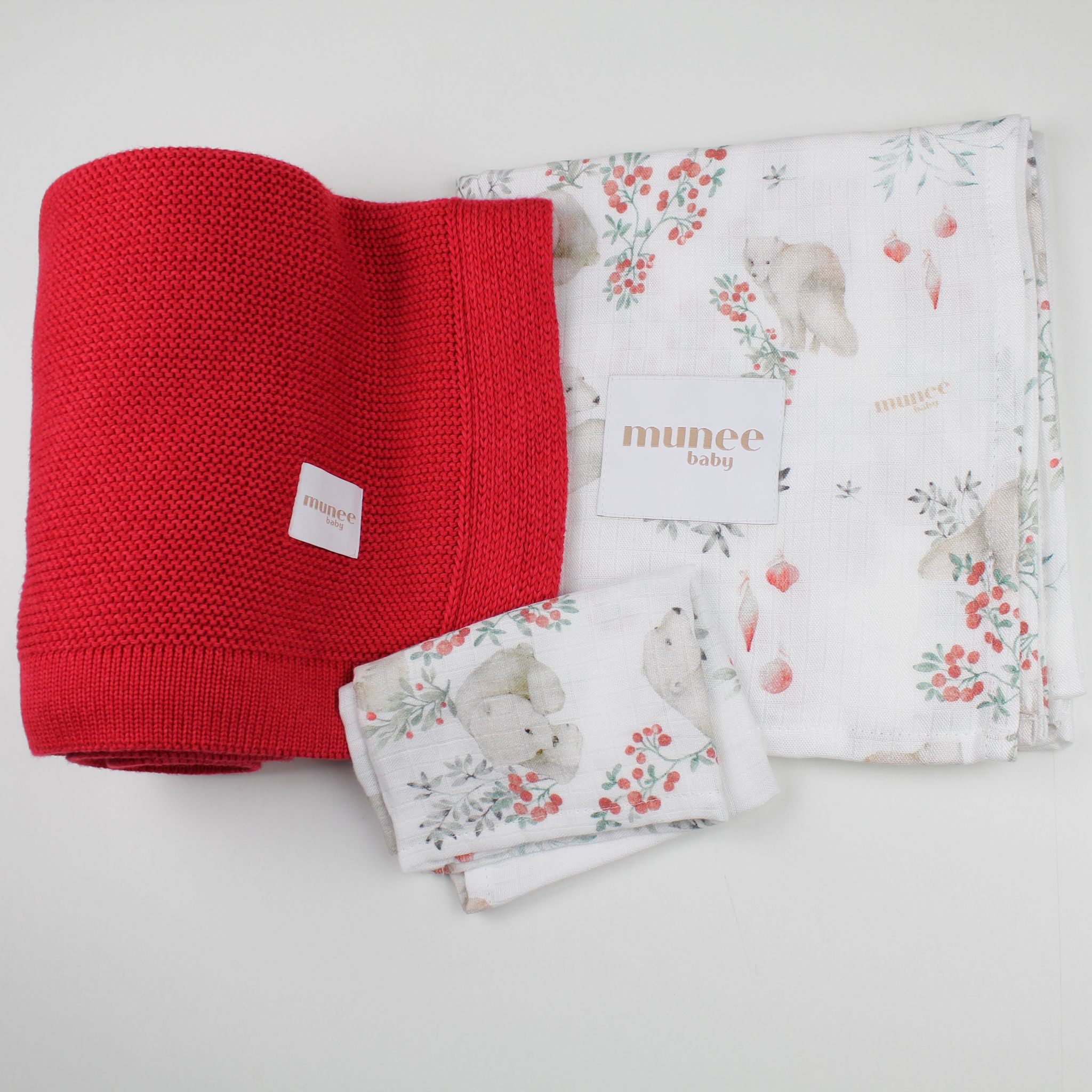 Set Coperta Rossa + Mussola Grande + Mini telo Gratis